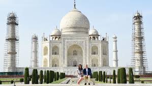 To protect the taj mahal from further pollution, motor vehicles are not allowed within 500 metres of the complex. Will And Kate Provide Happier Sequel To Diana S Taj Mahal Photo