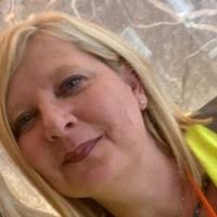 20+ "Tracey Lyons" profiles