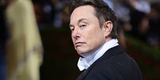 Musk's office mandate, recession fears complicate new work era