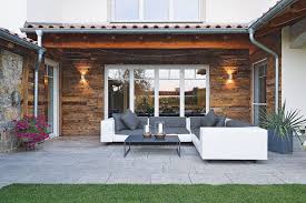 Diese Wandverkleidung In Eiche Altholz Rahmt Seit Kurzem Die Terrasse Einer Unserer Kunden Und Sorgt In Verbin Mobel Wohnzimmer Outdoor Dekorationen Wohnzimmer