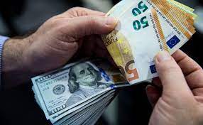 Сборная италии выиграла евро без нападающего. Evro Vpervye S 2013 Goda Oboshel Dollar V Globalnyh Platezhah Ekonomika Rbk
