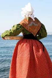 Photo Costume Traditionnel Provencal Costume Traditionnel Costume Vetement Ethnique