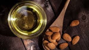 With regular use, almond oil can greatly improve hair texture, making hair strands soft and lustrous. Almond Oil For Hair Growth And Repair Guide To Use 2021