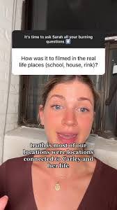 Sarah Poisson's Instagram, Twitter & Facebook