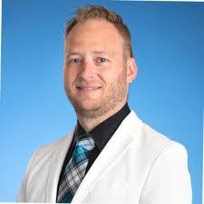 Jeff Bella's Instagram, Twitter & Facebook