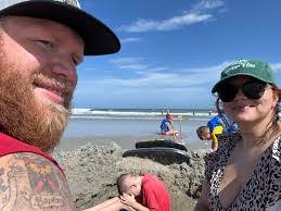 Beth Beach's Instagram, Twitter & Facebook