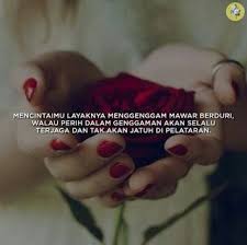 Mencintaimu Layaknya Menggenggam Mawar Berduri Walau Perih Dalam Genggaman Akan Selalu Terjaga Dan Tak Akan Kata Kata Indah Kutipan Inspirasional Kutipan Buku