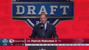 Patrick lavon mahomes ii (born september 17, 1995) is an american football quarterback for the kansas city chiefs of the national football league (nfl). Chiefs Select Patrick Mahomes Ii No 10 In The 2017 Nfl Draft