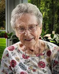 Vicki Crowder's Instagram, Twitter & Facebook