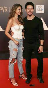 We have collated best wishes, greetings that you can share with your loved ones on the occasion of maha navami 2021. Disha Patani Looks Breathtakingly Beautiful In White At Bharat Screening See Pics People News Zee News