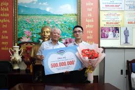 Đặc biệt là bà hằng xúc phạm uy tín thương hiệu mì lá bồ đề, dầu nhị thiên đường do bà giàu. Doanh Nhan Le Thá»‹ Giau Giup Bá»‡nh Nhan Ngheo Má»• Máº¯t