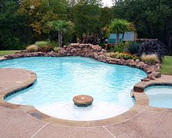 Įmonės garland custom pools veiklos vieta: Our Story Lake Pointe Pools