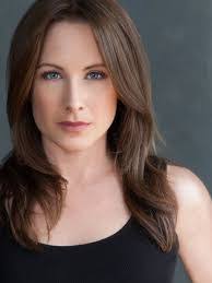 Lisa Durupt's Instagram, Twitter & Facebook