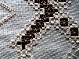 Niedner hardanger stickerei 1917 technik handwerk geschichte anleitung xy. Kreativhandarbeit Ein Beiger Tischlaufer In Hardanger Stickerei