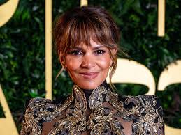 Halle Berry celebrates the 20th anniversary of 'Catwoman' with a daring  photoshoot