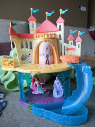 Walt disney book image of princess ariel, flounder, sebastian and scuttle from the little mermaid (1989) Disney Ariel Little Mermaid Underwater Castle By Mattel Loose Set Toys Games Other Toys On Carousell