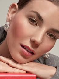 New Holiday 2025 campaign for @chantecaille ❤️❤️ Team: Producer  @madison.siegel Photographer @guenfiore Lighting tech @isaacschell.studio  2nd assist: Connor Ralph 3rd assist: @johnvetromile Digital tech @nickrapaz  Production assistant @nell.dreyfus ...