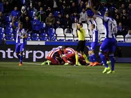 The former atletico madrid, liverpool and chelsea striker, who scored. Fernando Torres Stable Conscious And Lucid After Suffering Head Injury As Atletico Madrid Draw With Deportivo The Independent The Independent