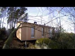 In der regensburger tillystraße hat das holzhaus auf stelzen feierlich eröffnet. 2015 12 Haus Auf Stelzen Youtube