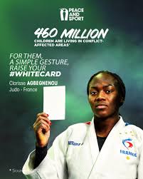 Coach Personnel, Jean-Marc Leandro s'engage pour le développement des  projets terrains de Peace and Sport. En 2016, il se lance le défi  d'accomplir 3 World Major Marathons sous la barre mythique des