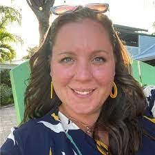 Angela Mcglone's Instagram, Twitter & Facebook