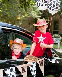 Halloween Car Parade In 2020 Halloween Classroom Halloween Printables Free Free Halloween