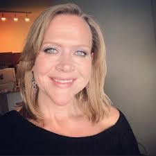 Liz Ervin's Instagram, Twitter & Facebook