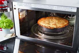 Panggang di dalam oven dengan suhu 160 derajat celsius hingga 180 derajat celsius selama 12 menit. 7 Perbedaan Oven Dan Microwave Yang Wajib Kamu Ketahui
