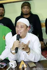 Imam nawawi dalam kitab tadzhibul asma berkata: Ini Penampakan Rambut Nabi Muhammad Saw Yang Disimpan Opick