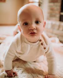 O N E Y E A R of Graham & Dean This has been the fastest, craziest, most  wonderful year. It's incredibly hard to wrap my head around the fact that  this