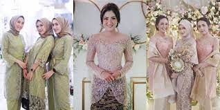 Bahankain tulle akar tile akar jalarharga permeterrp5.000. 12 Inspirasi Setelan Tunik Kebaya Terbaru Untuk Sisters Of The Bride Manis Dan Elegan