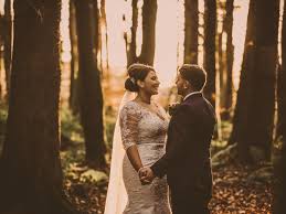 Siapa yang tidak pernah merasakan cinta? Bercinta Dengan Sahabat Baik Sendiri Mula Mula Memang Awkard Pesona Pengantin