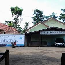 Wadi mubarak, disinilah gue bareng temen temen dari abbas untuk fokus menghafal juz 29 dan 30. Lembaga Kaderisasi Imam Da I Wadi Mubarak Megamendung Bogor Universite A Kec Megamendung Kab Bogor J