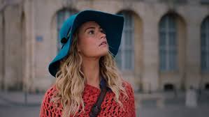 Lily james in mamma mia! Lily James Reunites With Mamma Mia Co Star At Harper S Bazaar Women Of The Year Awards Daily Mail Online