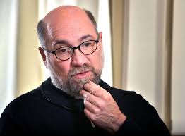 The Rev. Michael Messner has a reason to give thanks 9 months after fall  from second floor balcony