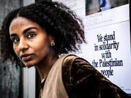 Op café met SPACEBABYMADCHA: 'Brussel heeft me geleerd om nog unieker te  durven zijn'