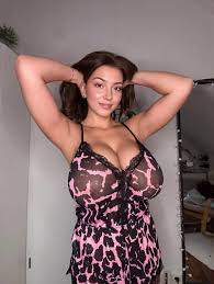 Maya Singer on X: @tweetsspretty Would you like to see your cum on my  tits?😈😍 t.co4bymiZ57EJ t.coqVOdtFv53A  X