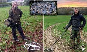 Some of them are perfect for professional use. Somerset Metal Detecting Couple Find One Of Britain S Biggest Ever Treasure Hoards Daily Mail Online