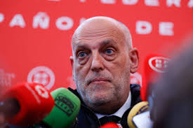 🚨| Javier Tebas sent documents to the clubs outlining arguments they could  use to criticize the CSD's decision, which explains why the statements of  all clubs who have posted so far are