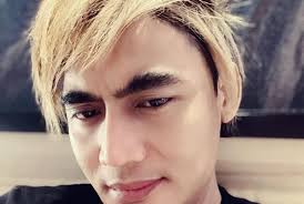 No hp janda siap nikah siri. Gaya Rambut Baru Charly Van Houten Dipuji Mirip Lee Min Ho Okezone Celebrity