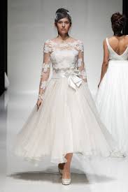 Find these iconic designs at a boutique near you! 25 Utterly Gorgeous Tea Length Wedding Dresses Chic Vintage Brides