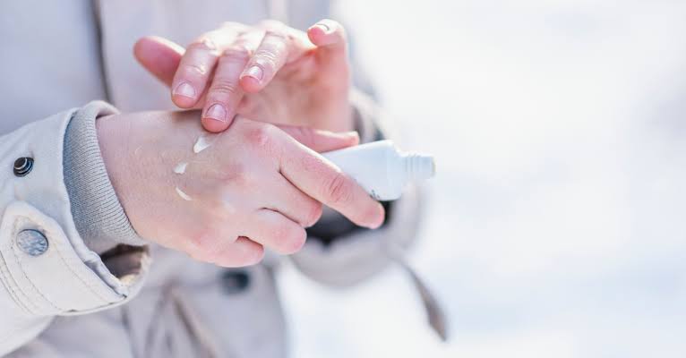 Protecting your skin in the cold weather