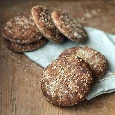 Pane azzimo integrale se volete realizzare il classico pane senza lievito in versione integrale potete sostituire parte della farina con della farina integrale. Panini Integrali Senza Lievito Irish Soda Bread La Luna Sul Cucchiaio