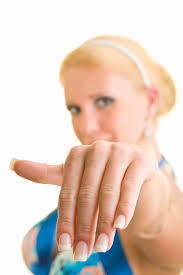 Das fingernägel kauen wird auch als onychophagie bezeichnet. Gelnagel Preise Kosten Kunstliche Fingernagel Im Nagelstudio