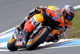 Októberben tér vissza Casey Stoner | 24.hu