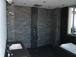 Un showroom de 4500m² situé dans la z.i.2 saint pierre Salle De Bains En Ardoise Noire 60x60 Receveur De Douche Plan Vasque Et Habillage De Baignoire Sur Mesure Ardoise Noire Marbrerie De La Crau Pierre Marbre Granit Quartz Ardoise Dallages Revetements