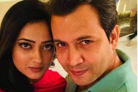 Shweta tiwari was married to raja chaudhary from 1998 to 2007. We Re Not Separated Shweta Tiwari And Her Husband Are Living Together Abhinav Kohli Opens Up Amid Separation Rumours India Com