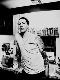 Over the years, marilyn manson has started looking more and more like nicolas cage. Pin By Cin Wal On Pistol Marilyn Manson Brian Warner Marylin Manson