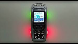 Chiếc điện thoại nokia 3220 là biểu tượng thu nhỏ của tính hiện đại và sự nhạy bén cho giới trẻ. Reunen En Youtube La Mayor Biblioteca De Tonos Antiguos Para Nokia