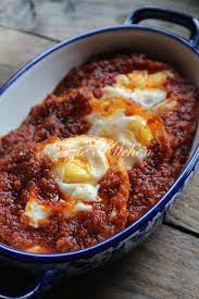 Menurutnya ada cara dan petua berbeza untuk masak sambal bilis, sotong, udang ataupun sambal telur. Sambal Tumis Telur Mata Dan Sambal Tumis Udang Azie Kitchen